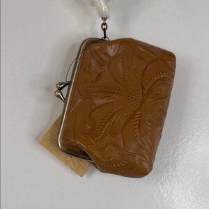 Patricia Nash Brown Leather Kisslock Wallet Tooled Floral Biscuit NWT